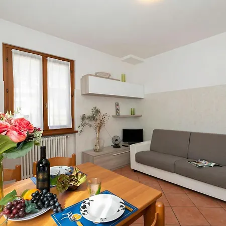 Apartment Garibaldi View San Siro (Lombardy)