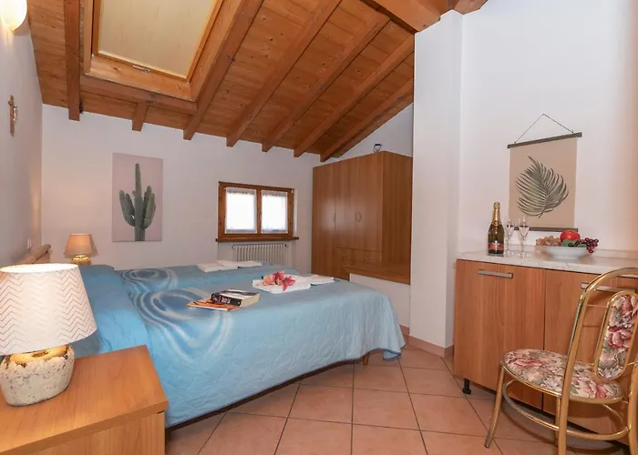 Garibaldi View Apartman *