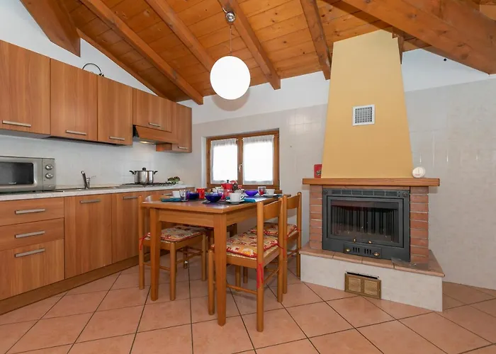 Garibaldi View Apartman *